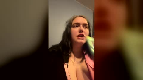 Anngray online show from 02-08-26, 07:45