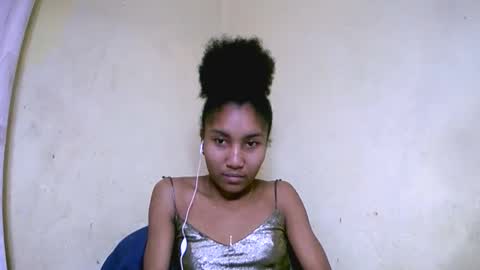 Snapshot of anni253864 chatting on 09-11-25, 12:27 anni253864 online show from 09-11-25, 12:27