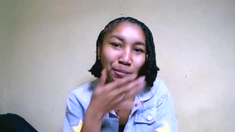 Snapshot of anni253864 chatting on 09-15-25, 03:50 anni253864 online show from 09-15-25, 03:50