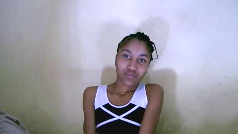 Snapshot of anni253864 chatting on 09-18-25, 10:50 anni253864 online show from 09-18-25, 10:50