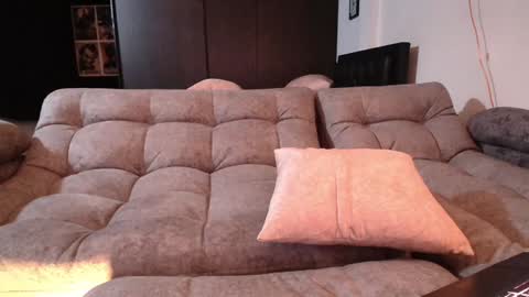 Anni online show from 01-16-25, 11:48