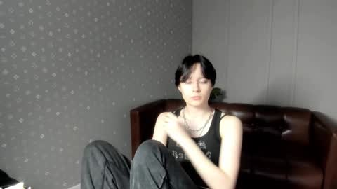 Anni online show from 03-18-26, 10:40