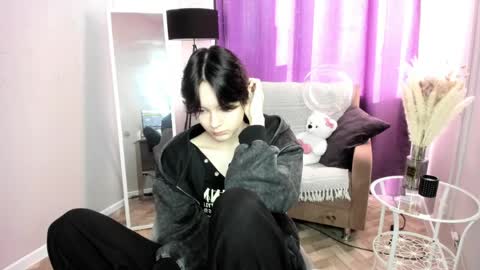 Anni online show from 03-24-26, 04:28