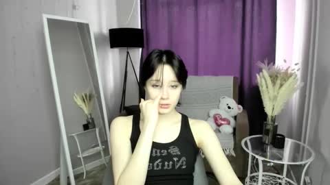 Anni online show from 03-25-26, 12:11