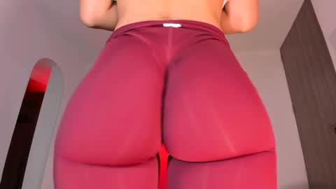 Creamy online show from 05-01-26, 01:21