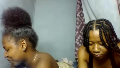 Snapshot of annick98 chatting on 02-18-26, 08:38 annick98 online show from 02-18-26, 08:38