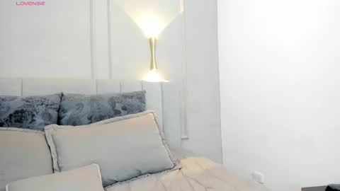 annie_20_ online show from 01-19-26, 12:09