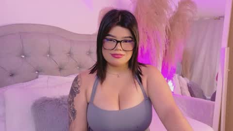 annie_20_ online show from 06-23-26, 06:17