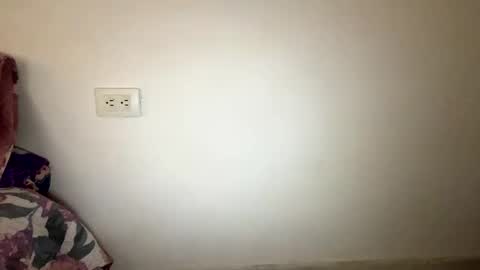 Annie  online show from 12-16-24, 09:20