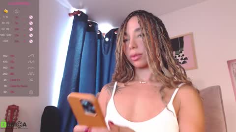 Annie online show from 10-21-25, 01:56