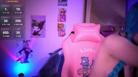 Annie May   online show from 12-08-24, 02:52