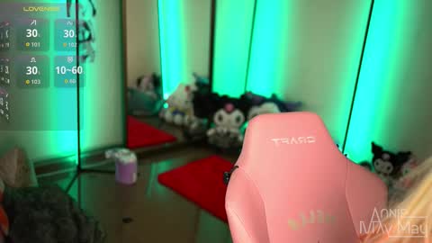 Annie May   online show from 10-13-25, 07:19