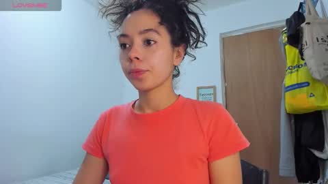 annie_rosse1017 online show from 10-18-25, 01:52