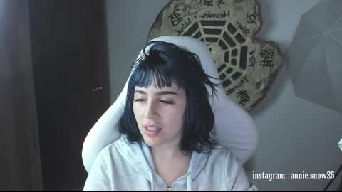 JEANNE no olvides seguirme dont forget follow me  uu online show from 02-20-25, 12:30