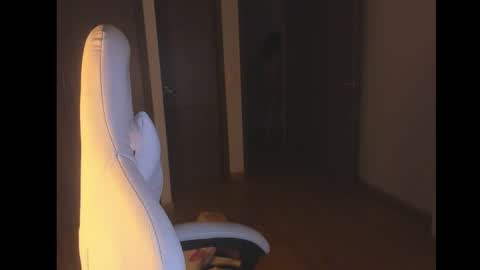 Snapshot of annie_snow_ chatting on 01-13-26, 11:10 JEANNE no olvides seguirme dont forget follow me uu online show from 01-13-26, 11:10