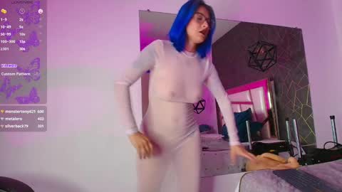 Annie  online show from 12-09-24, 03:11
