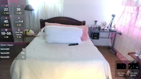 Snapshot of annie_swan_18 chatting on 12-11-24, 03:58 LAURA - A n n i e S w a n online show from 12-11-24, 03:58