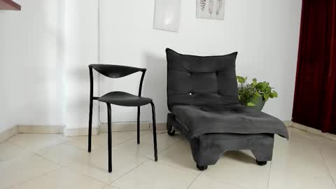 Annie online show from 12-16-25, 01:05