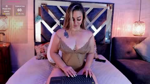 annie_vega17 online show from 05-03-26, 01:28