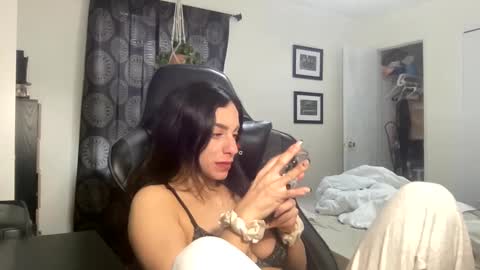 annie_xxx111 online show from 01-28-25, 10:45