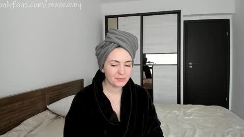 Annie online show from 02-19-26, 02:46