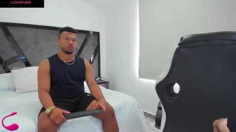 Annie and Stefan online show from 10-03-25, 03:31