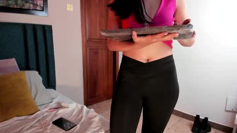 Snapshot of anniebluee_ chatting on 05-11-26, 02:45 Annie Bluee online show from 05-11-26, 02:45