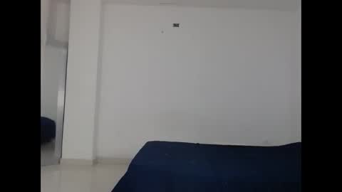 Annie online show from 11-28-25, 05:43