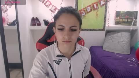 Anniee online show from 02-21-25, 11:55