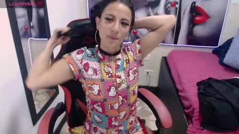 Anniee online show from 03-11-25, 12:39