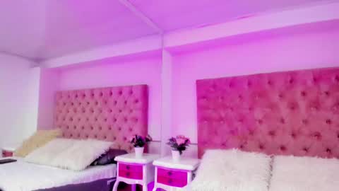 Annie  online show from 01-22-25, 04:55