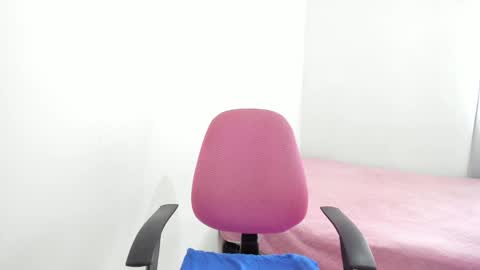 Annie  online show from 03-05-25, 05:18