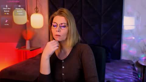 Annie online show from 01-14-26, 08:20