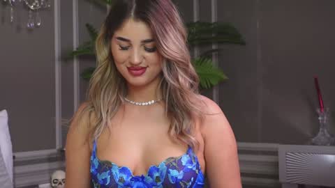 AnnieStyles online show from 12-03-24, 10:39