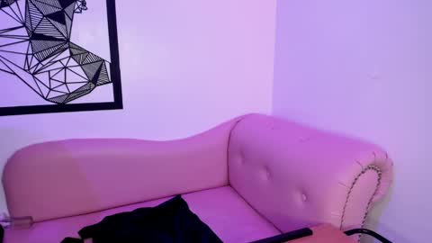 Annie Evans  online show from 02-17-25, 07:53