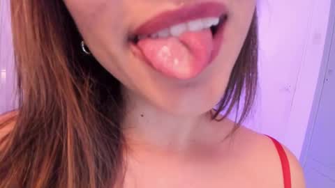 Annie Banannie p online show from 02-11-25, 01:52