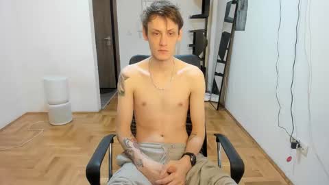    online show from 02-11-26, 02:49