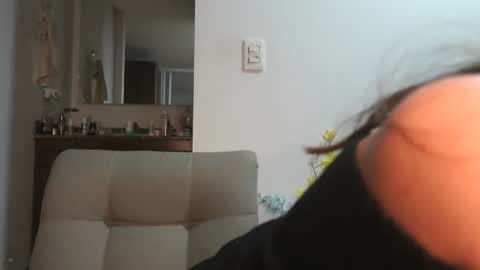 annrousse online show from 02-08-25, 01:54