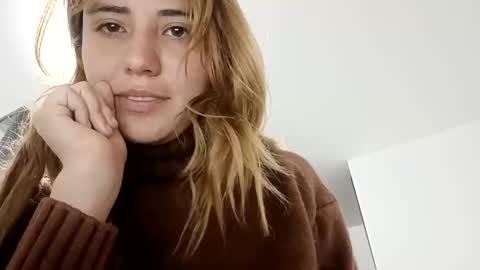 annrousse online show from 09-16-25, 02:23