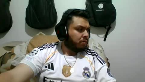 lion kennedy independent model moderator online show from 09-17-25, 02:35