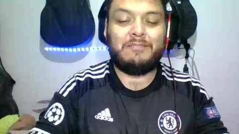 lion kennedy independent model moderator online show from 11-14-25, 06:23