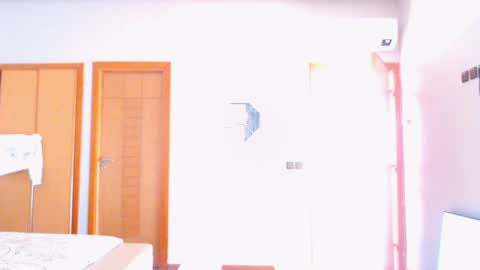 adrenalinE online show from 01-20-25, 01:00