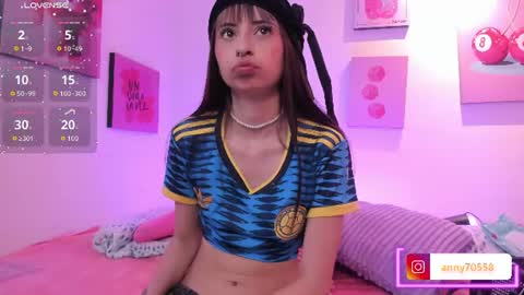 Snapshot of anny_cotton chatting on 06-27-26, 03:39 Anny cotton online show from 06-27-26, 03:39