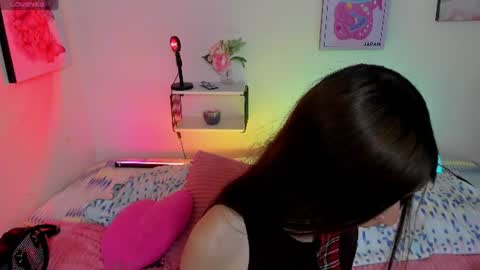 Snapshot of anny_cotton chatting on 07-21-26, 07:27 Anny cotton online show from 07-21-26, 07:27