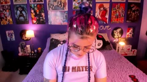 Snapshot of anny_cross chatting on 09-10-25, 11:38 Paty online show from 09-10-25, 11:38