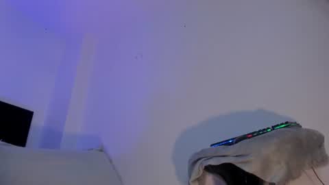 Hello  Open Pvt  Moans from lovense  Tell me  Fav 14 34 69  Especial level 34 online show from 06-17-26, 08:54