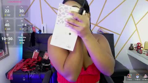 Snapshot of anny_liu18 chatting on 11-12-25, 12:05 anny_liu18 online show from 11-12-25, 12:05