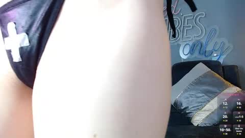 anny_loves online show from 05-27-26, 04:37