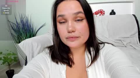 Snapshot of anny_marryanny chatting on 12-23-24, 09:29 Anna online on weekends online show from 12-23-24, 09:29