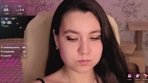 Annie online show from 05-16-26, 12:18